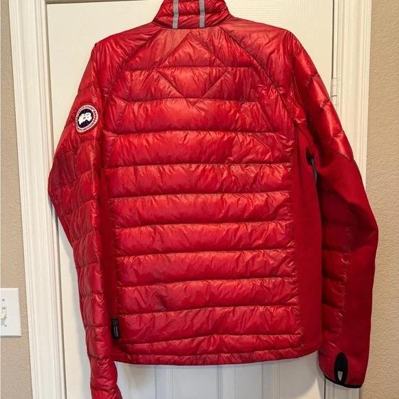 Canada Goose Hybridge Lite Tech Down Jacket - Picture 9 of 11